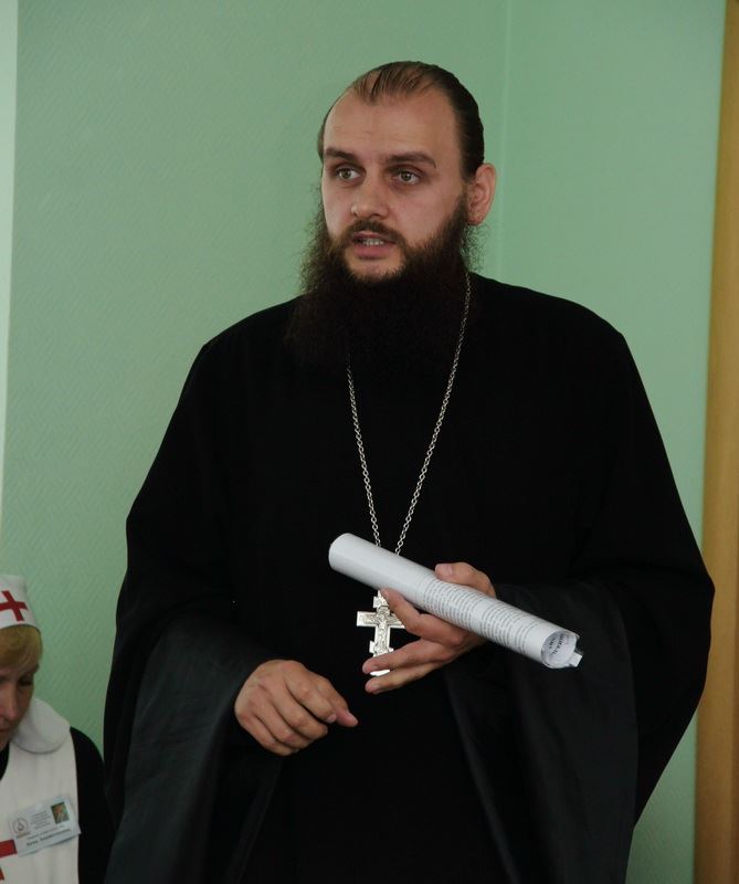 Отец Василий Байшев - директор Православной службы милосердия