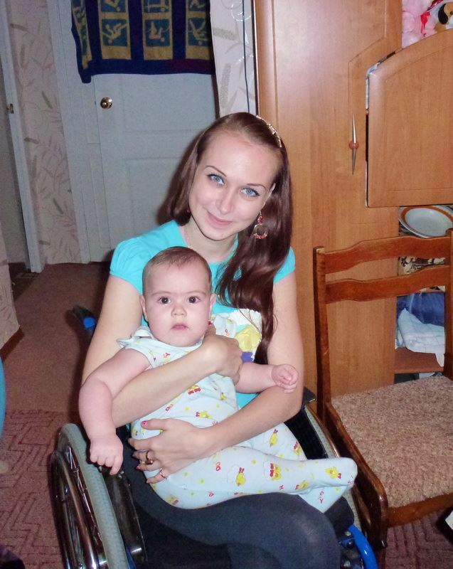 В 2005 году Ольга попала в автомобильную аварию, получила серьезную травму позвоночника