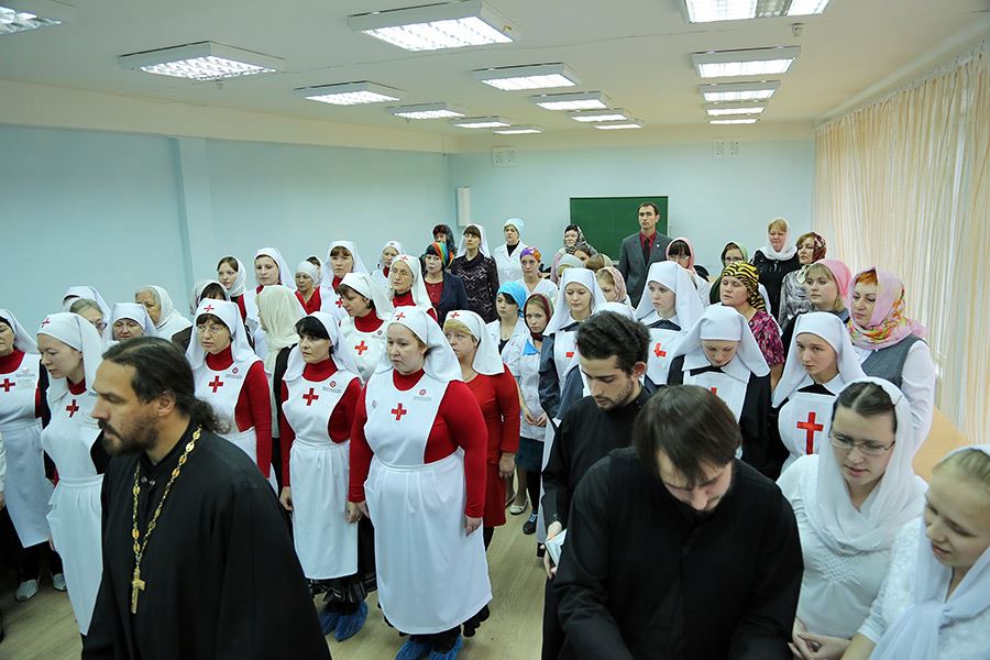 Медицинский колледж екатеринбург после 11 класса. Сестры милосердия Челябинск. Колледж сестер милосердия.