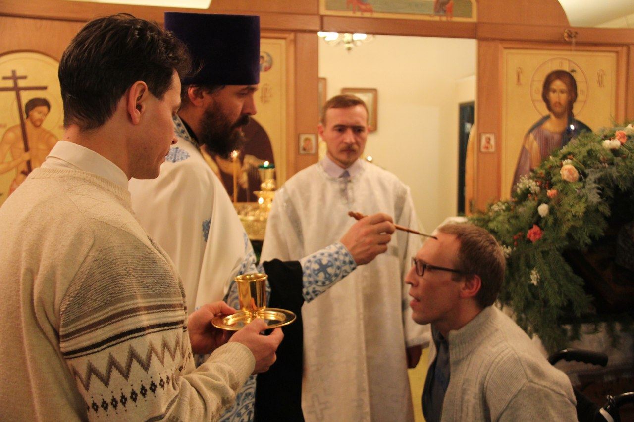 И вот однажды на службе в Соборе Успения Пресвятой Богородицы я увидел Гришу
