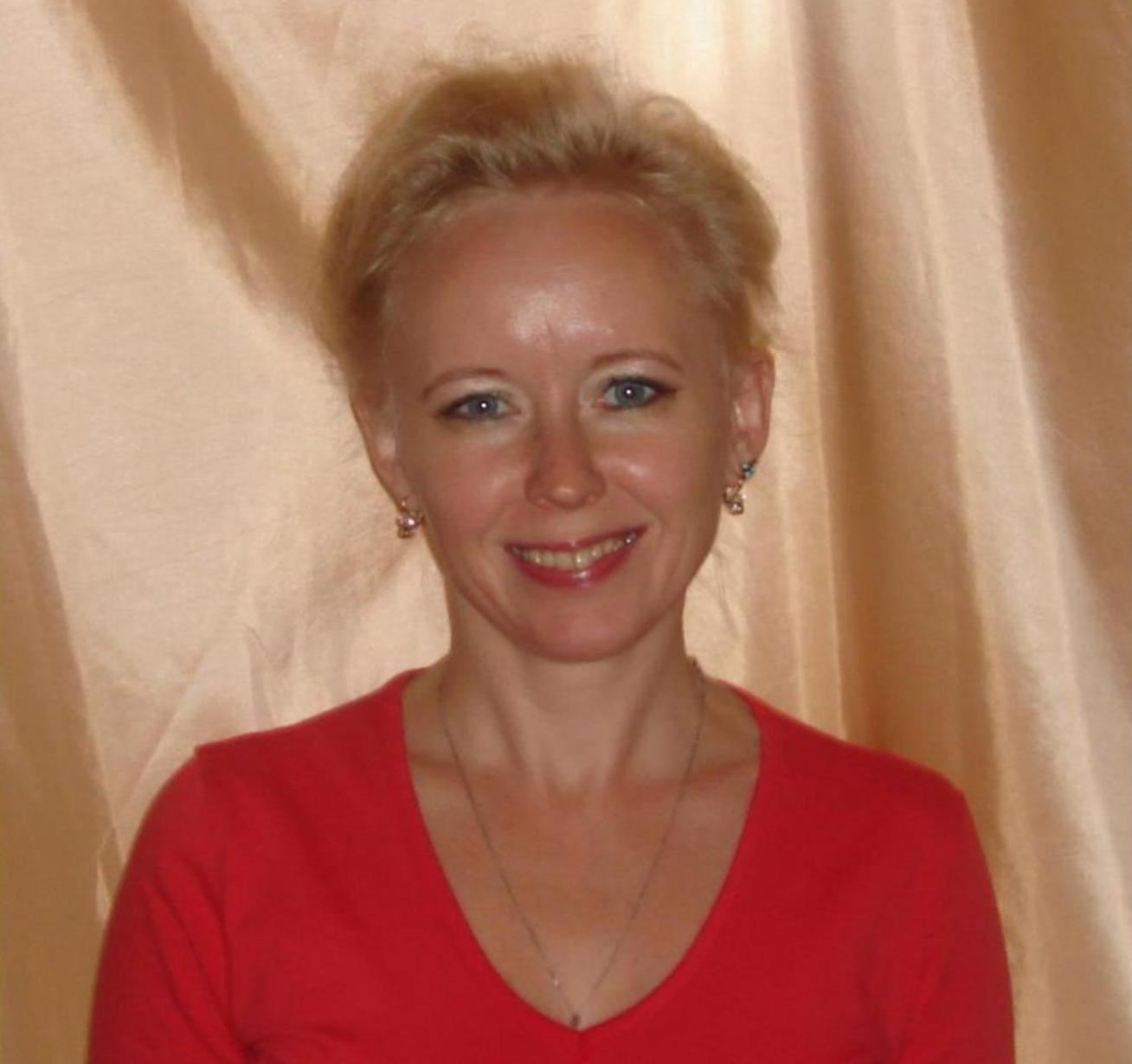 Елена Костарева