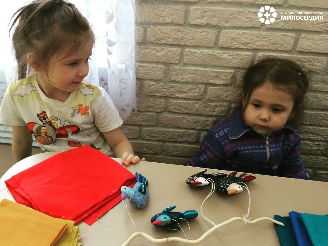 Вот такие прекрасные птички получились у мам всесте с их детьми