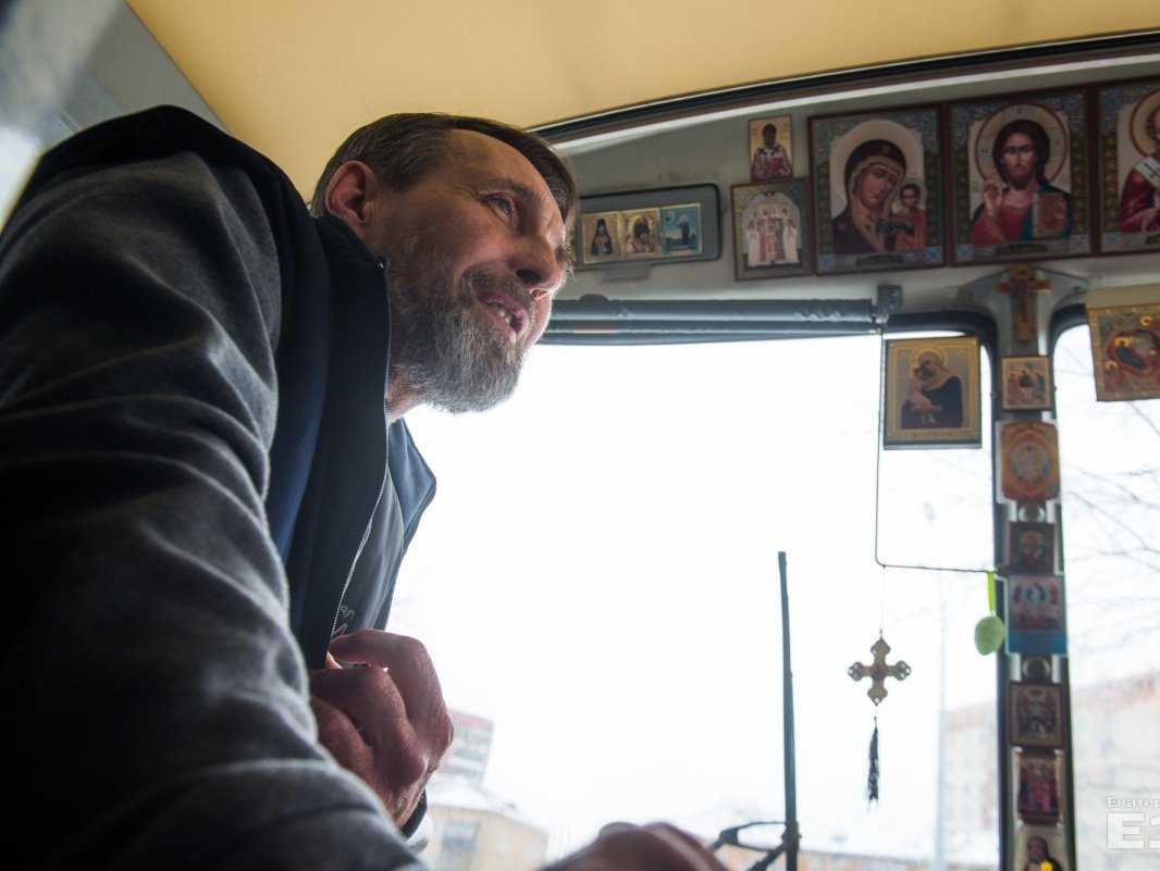 Но даже если одному поможем из тысячи, значит, уже не зря я тут
