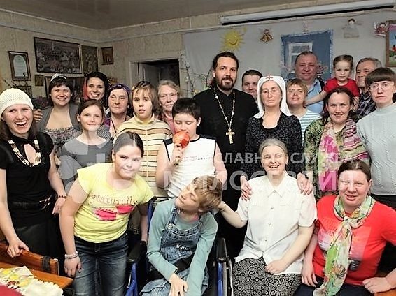 Этим людям очень нужна любовь