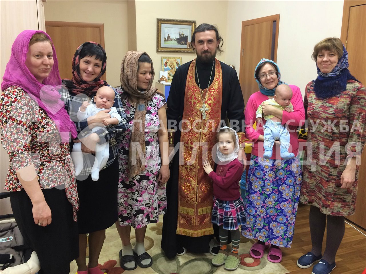 Отец Тимофей Гладков в приюте