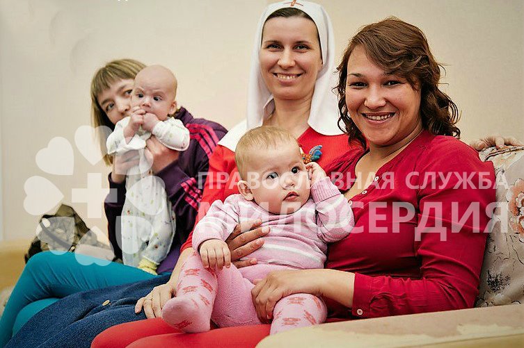 Ирина Наврось с мамочками