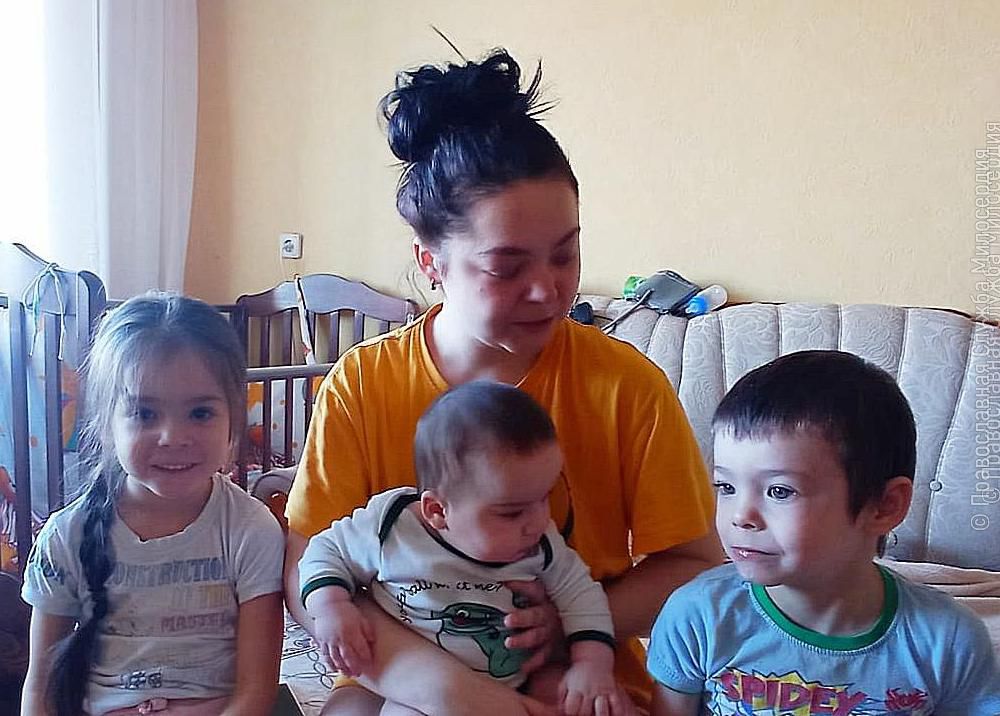 Наталья Пузырева со своими детками